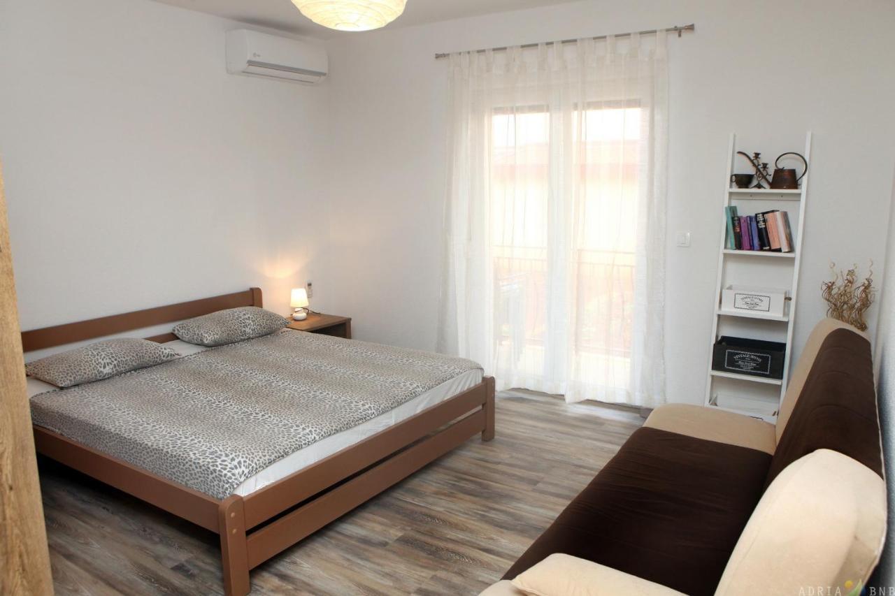 Nice Apartment Near The Sea Es3 Умаг Экстерьер фото