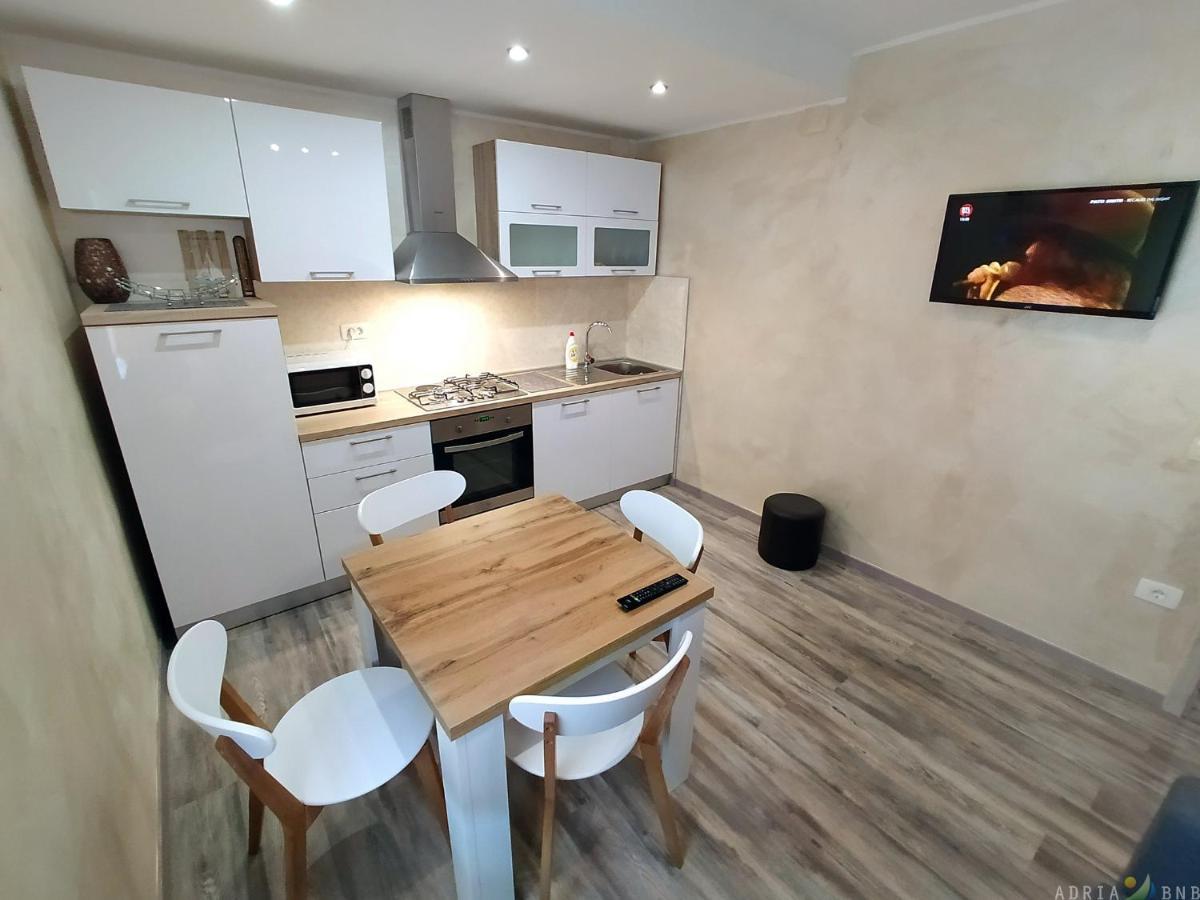 Nice Apartment Near The Sea Es3 Умаг Экстерьер фото
